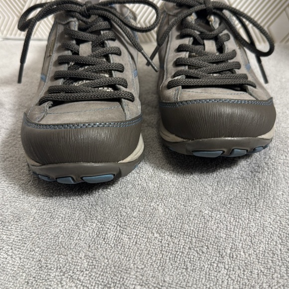 Dansko women’s leather‎ shoes size 37 US 6.5 - 7 outdoor hiking Vibram gray - Picture 3 of 14